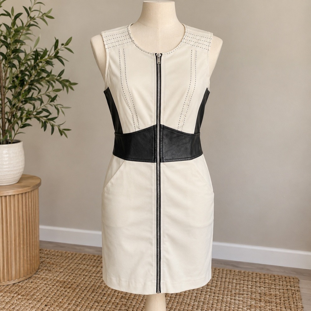 Bebe Sheath Dress Ivory Black Leather Trim Zip Front Moto Sleeveless Sz Small